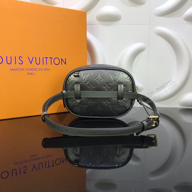 LV包 LV女包 新款Beltbag腰包 MonogramVernis漆光牛皮 LV斜挎小包 LV單肩包  ydh3259
